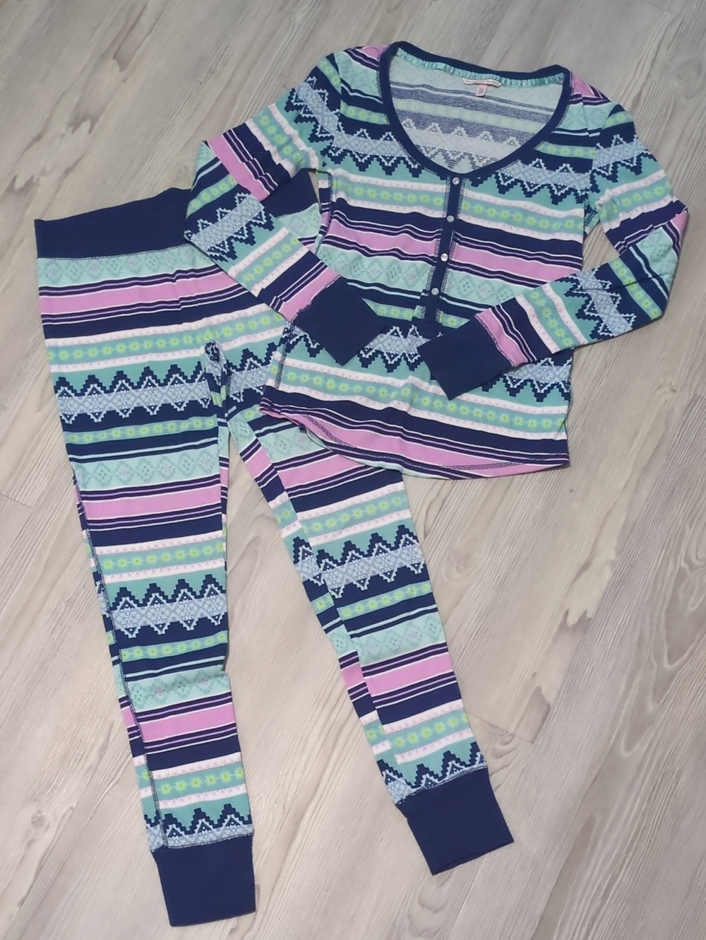 Victoria's Secret 2015 Fair Isle Thermal Pajama Set S/P Pink Blue
